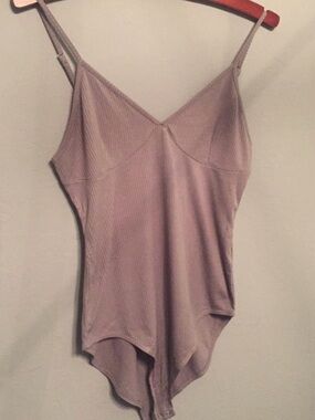 Forever 21 Ribbed Spaghetti Strap Bodysuit in Light Lavender Gray